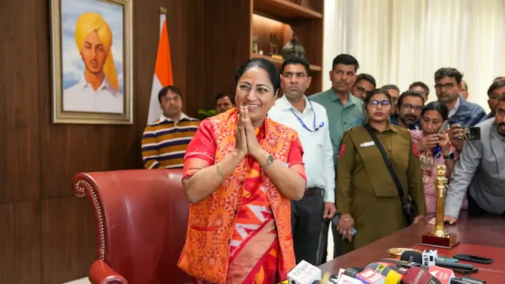 दिल्ली की मुख्यमंत्री रेखा गुप्ता